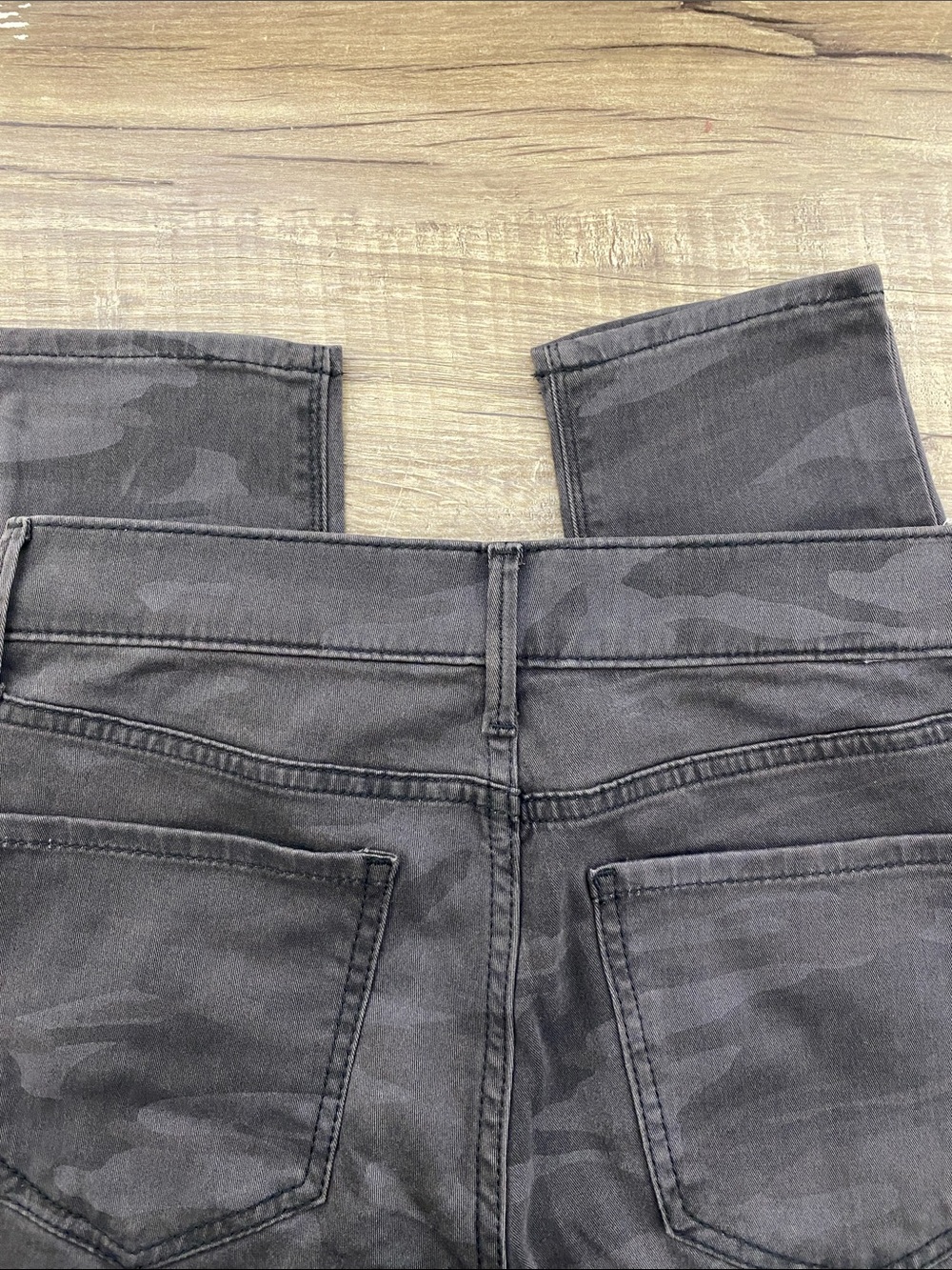 Express Skinny Jeans in Charcoal Gray